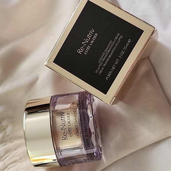 Estee Lauder Re-Nutriv Ultimate Diamond Sculpted Transformation Creme - Picture 1 of 2